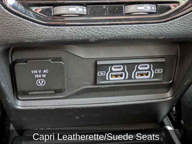 Used 2024 Jeep Grand Cherokee L Altitude AWD/4WD image 19