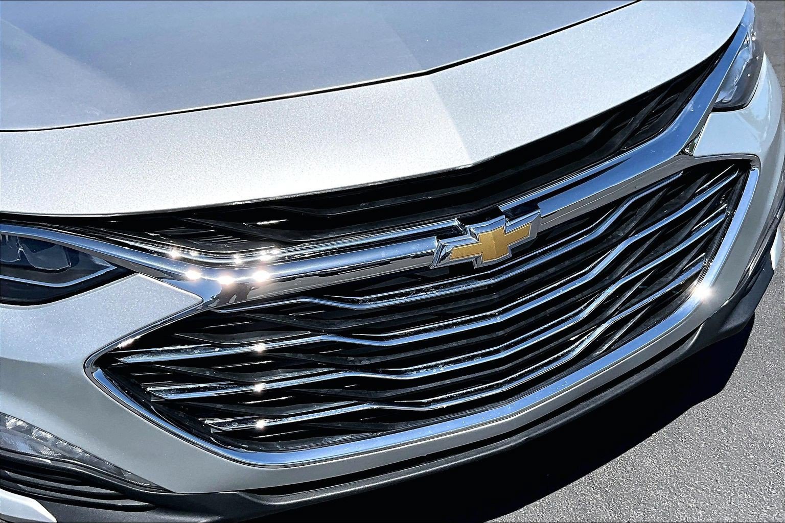 Used 2020 Chevrolet Malibu Premier FWD image 26