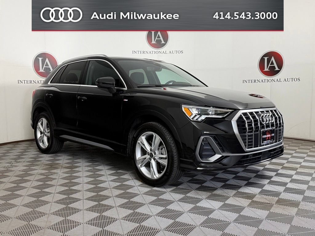 Used 2024 Audi Q3 2.0T Premium Plus AWD/4WD image 1