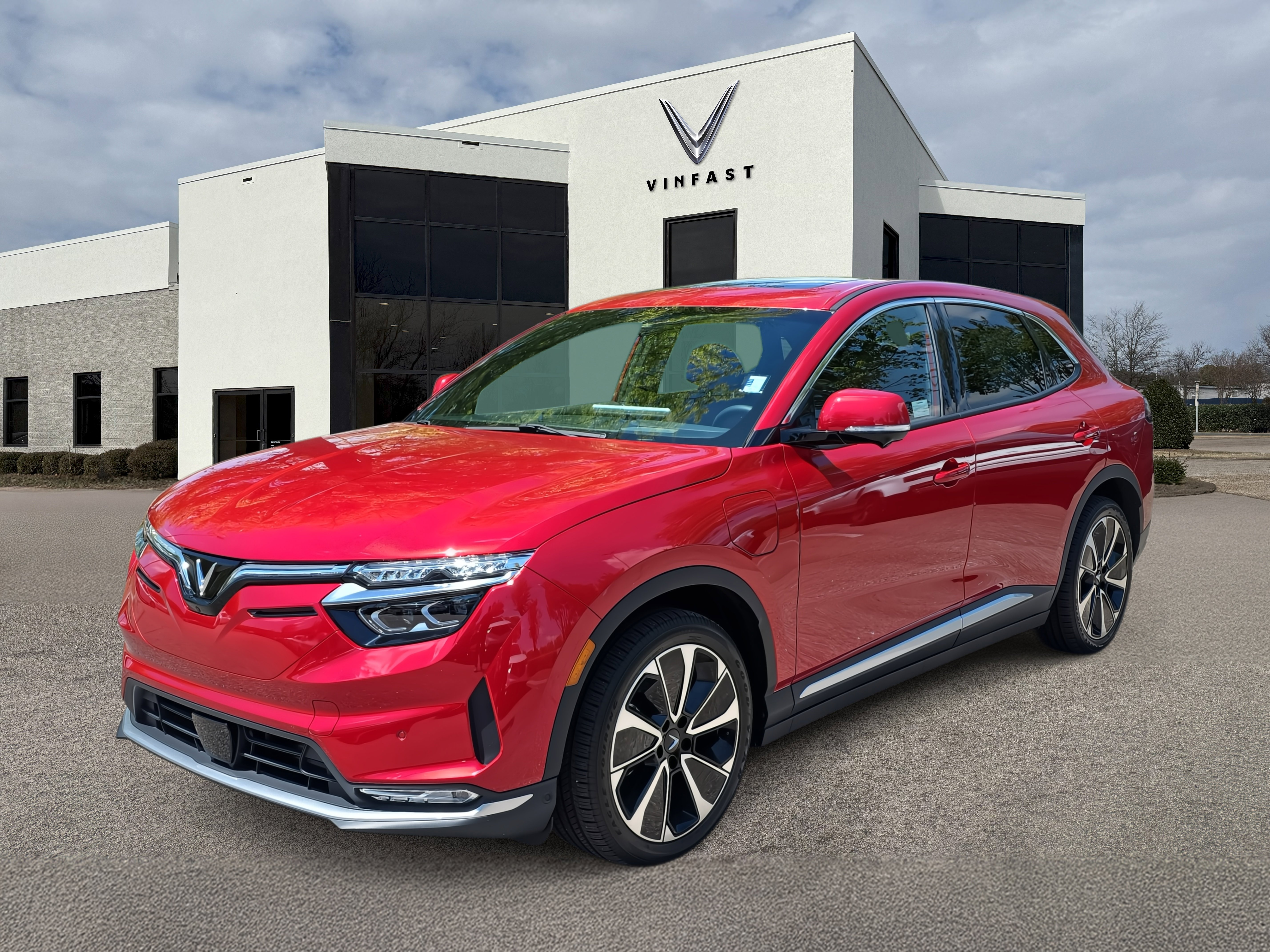 New 2025 VinFast VF 8 Plus