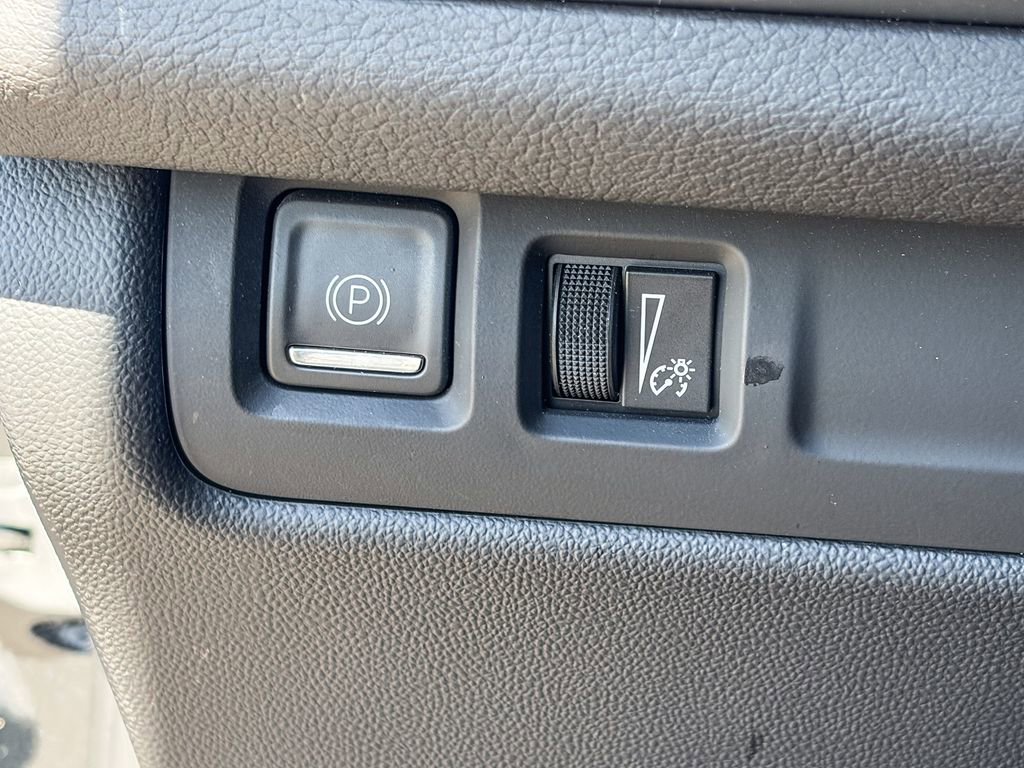 Certified 2024 Cadillac XT4 Premium Luxury image 46