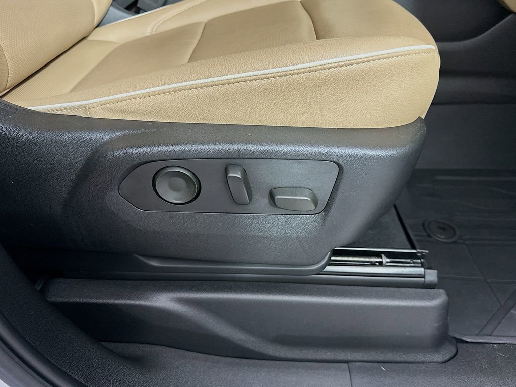 Used 2023 Chevrolet Tahoe Premier image 24