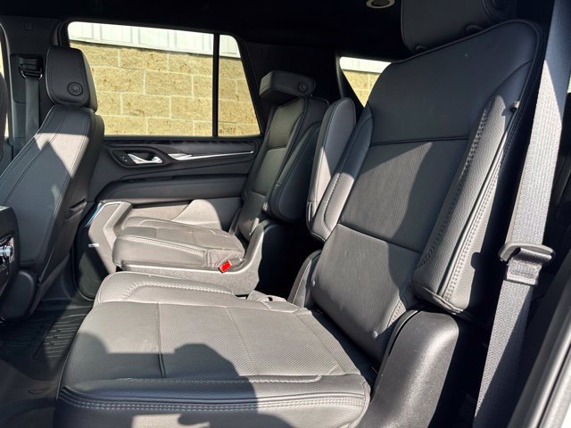 Used 2024 GMC Yukon Denali w/ LPO, Floor Liner Package AWD/4WD image 16