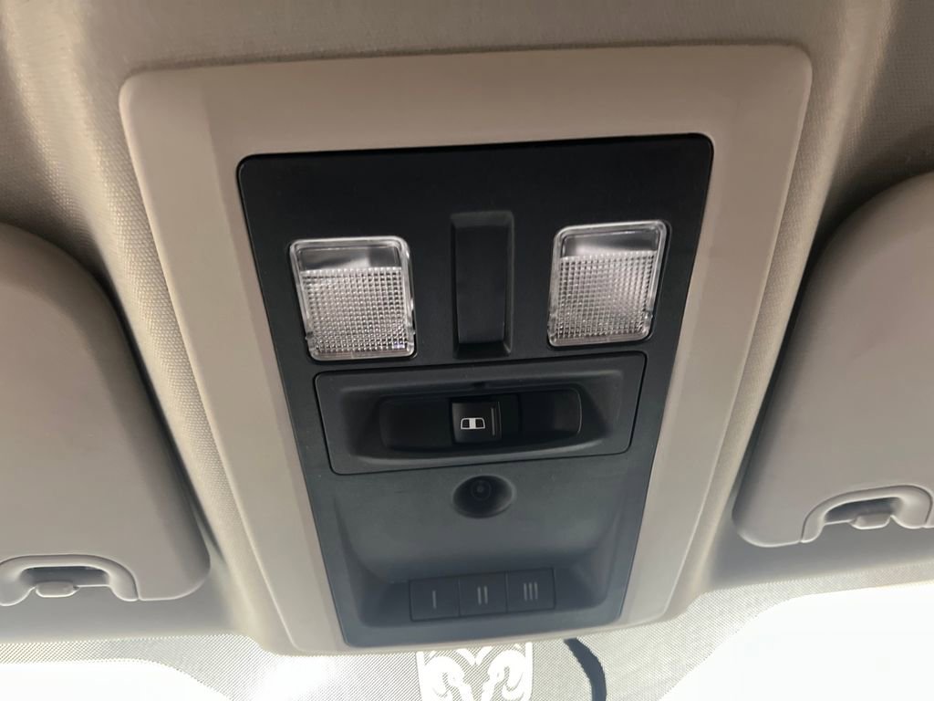 Used 2012 RAM 1500 Laramie RWD image 22