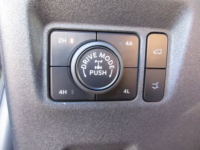 New 2025 Ford Expedition Tremor image 15