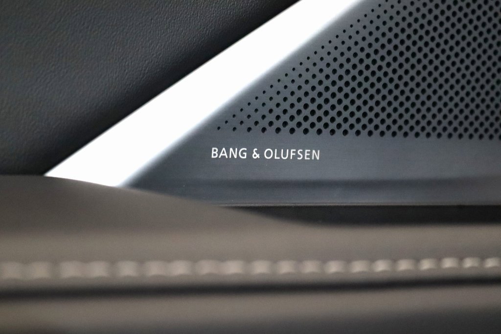 Used 2026 Acura MDX w/ Technology Package image 14