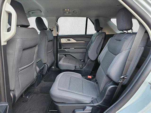 New 2026 Ford Explorer Active AWD/4WD image 12
