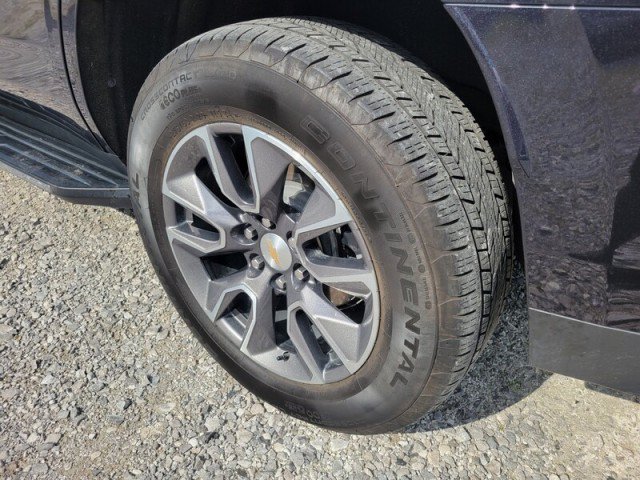 Used 2024 Chevrolet Tahoe LT w/ Luxury Package RWD image 5