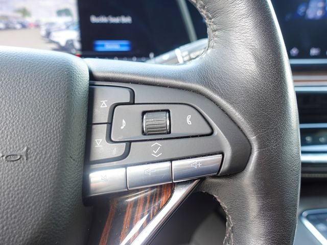 Used 2024 Cadillac Escalade Premium Luxury w/ LPO, Floor Liner Package AWD/4WD image 15