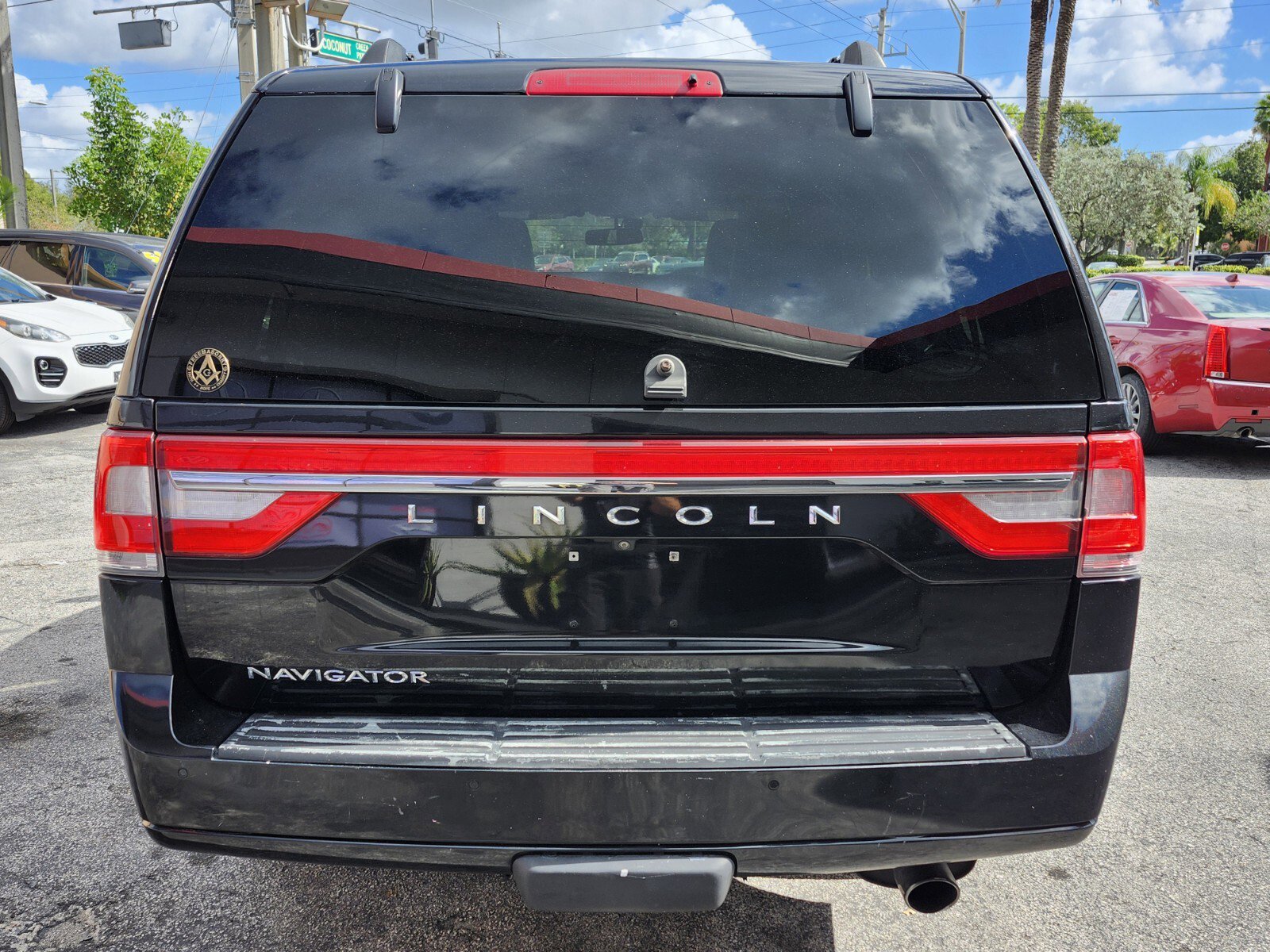 Used 2015 Lincoln Navigator 2WD image 10