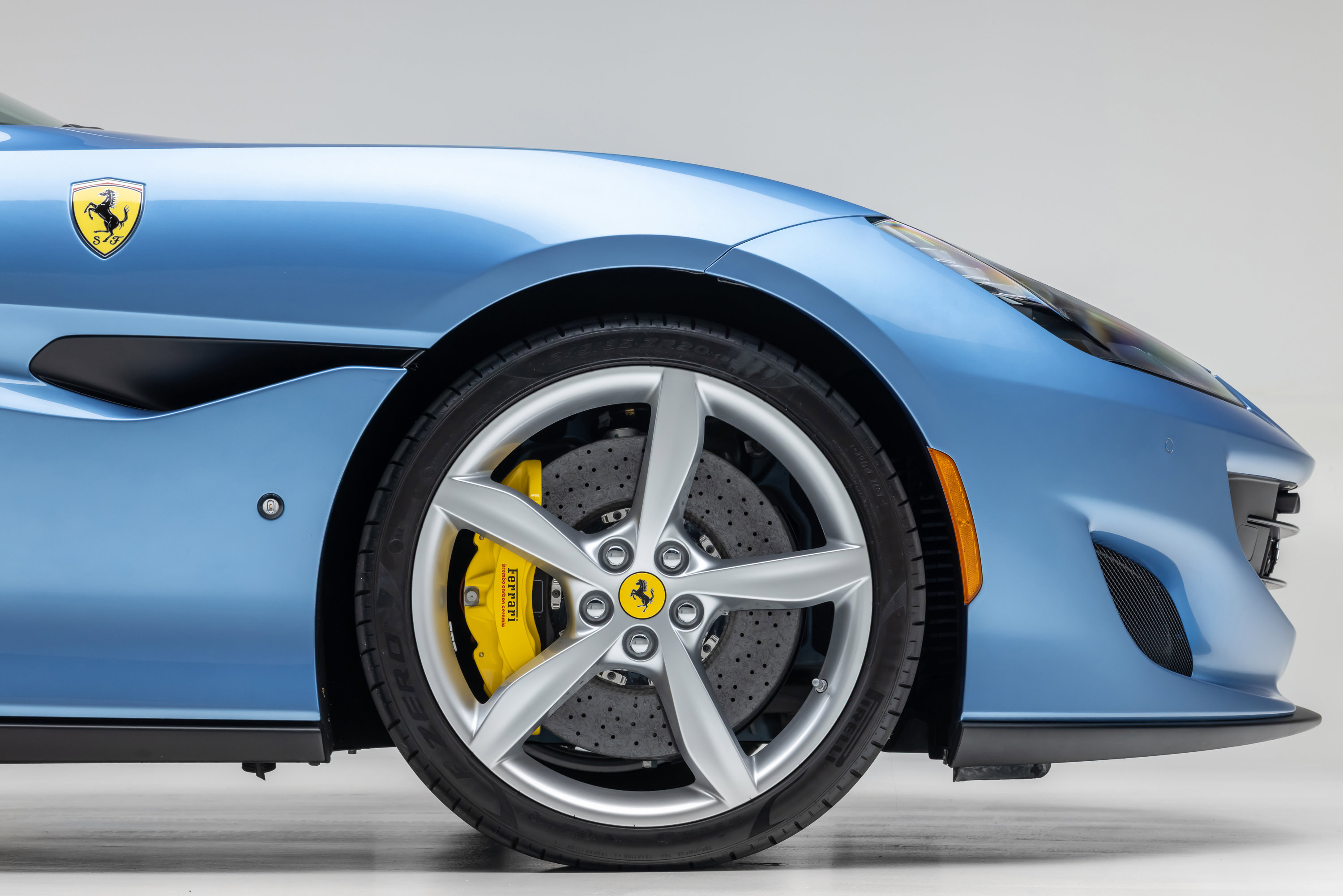 Certified 2020 Ferrari Portofino RWD image 44
