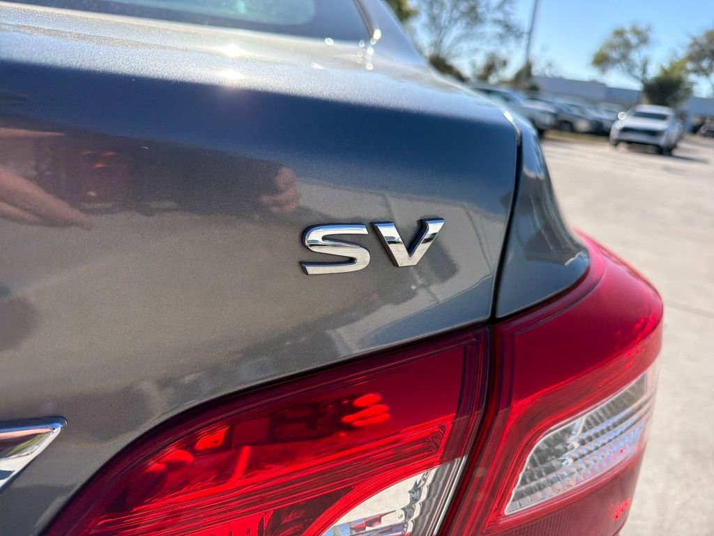 Used 2019 Nissan Sentra SV image 11