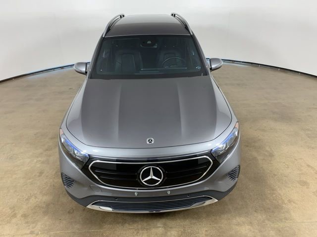 Used 2023 Mercedes-Benz EQB 300 4MATIC image 4