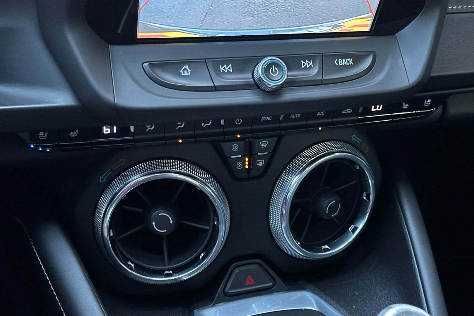 Used 2017 Chevrolet Camaro SS image 17