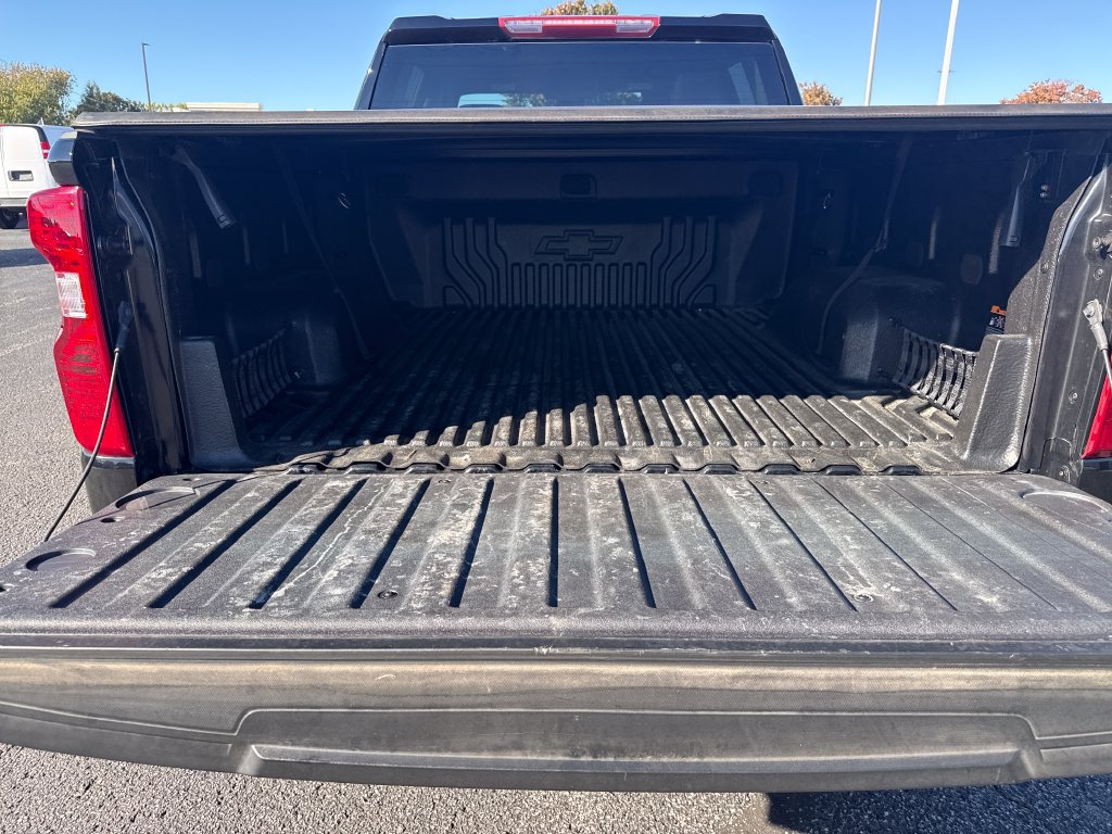 Used 2024 Chevrolet Silverado 1500 LT AWD/4WD image 35