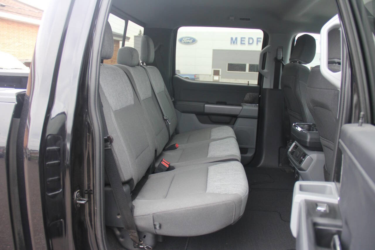 Certified 2022 Ford F150 XLT w/ Equipment Group 302A High image 14