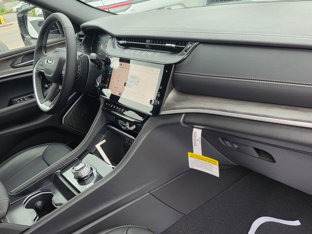 New 2026 Jeep Grand Cherokee Limited w/ Limited Altitude Package image 13