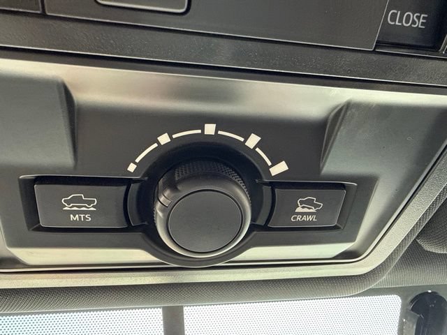 Used 2016 Toyota Tacoma TRD Off-Road AWD/4WD image 31