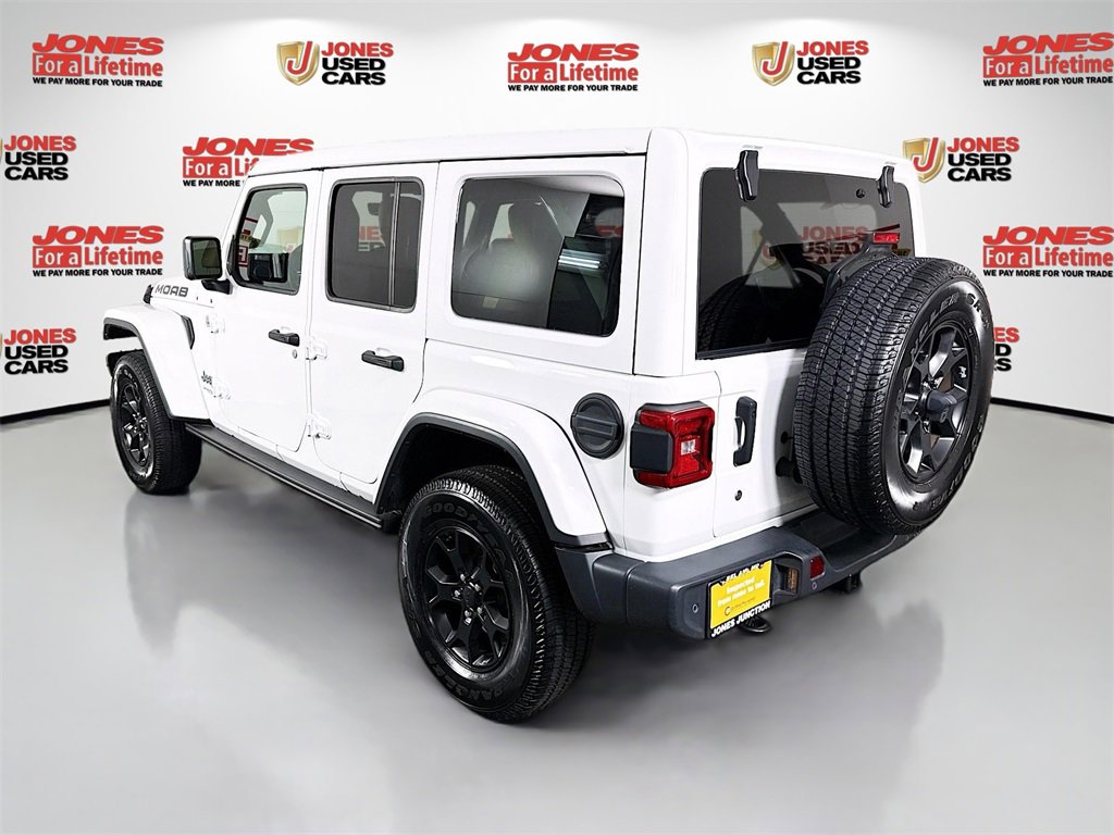 Used 2019 Jeep Wrangler Unlimited Sahara w/ Quick Order Package 24M Moab image 2