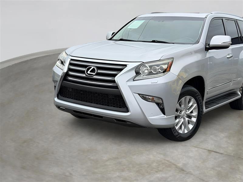 Used 2016 Lexus GX 460 w/ Premium Package AWD/4WD image 5