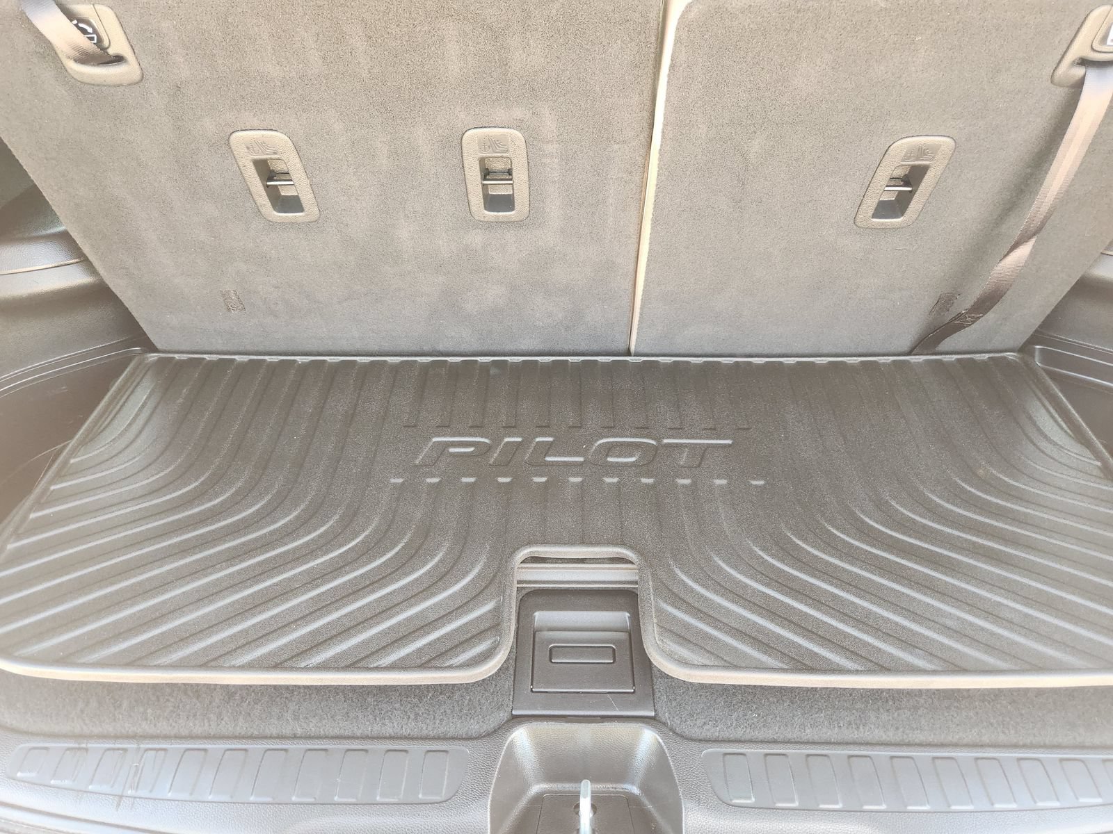 Used 2022 Honda Pilot Elite image 36