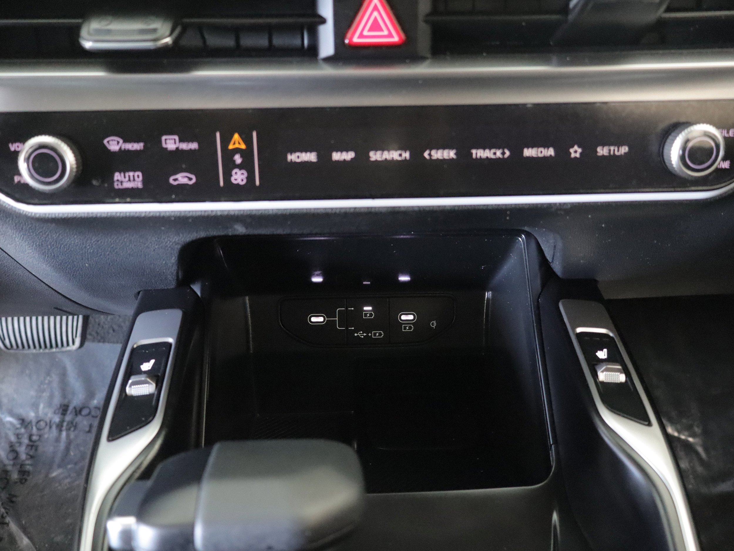 Used 2026 Kia Sorento S AWD/4WD image 14