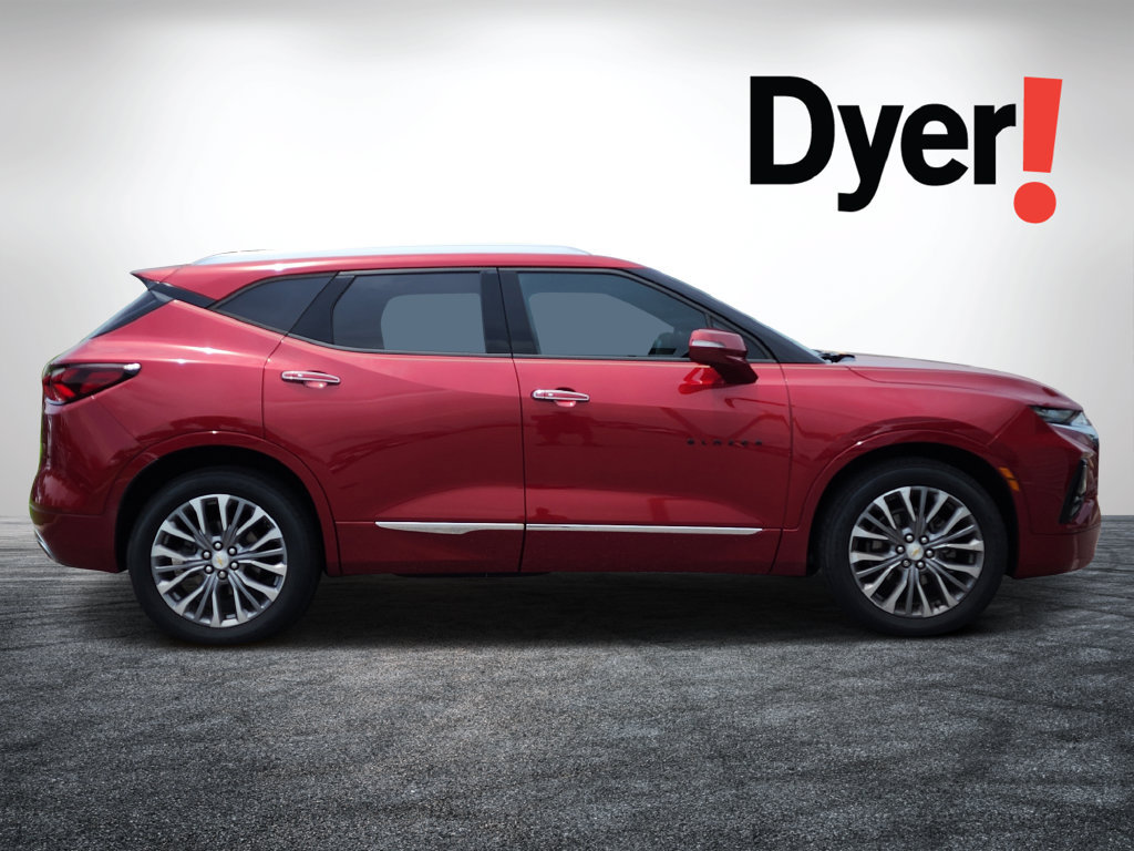Used 2019 Chevrolet Blazer Premier w/ Driver Confidence II Package FWD image 2