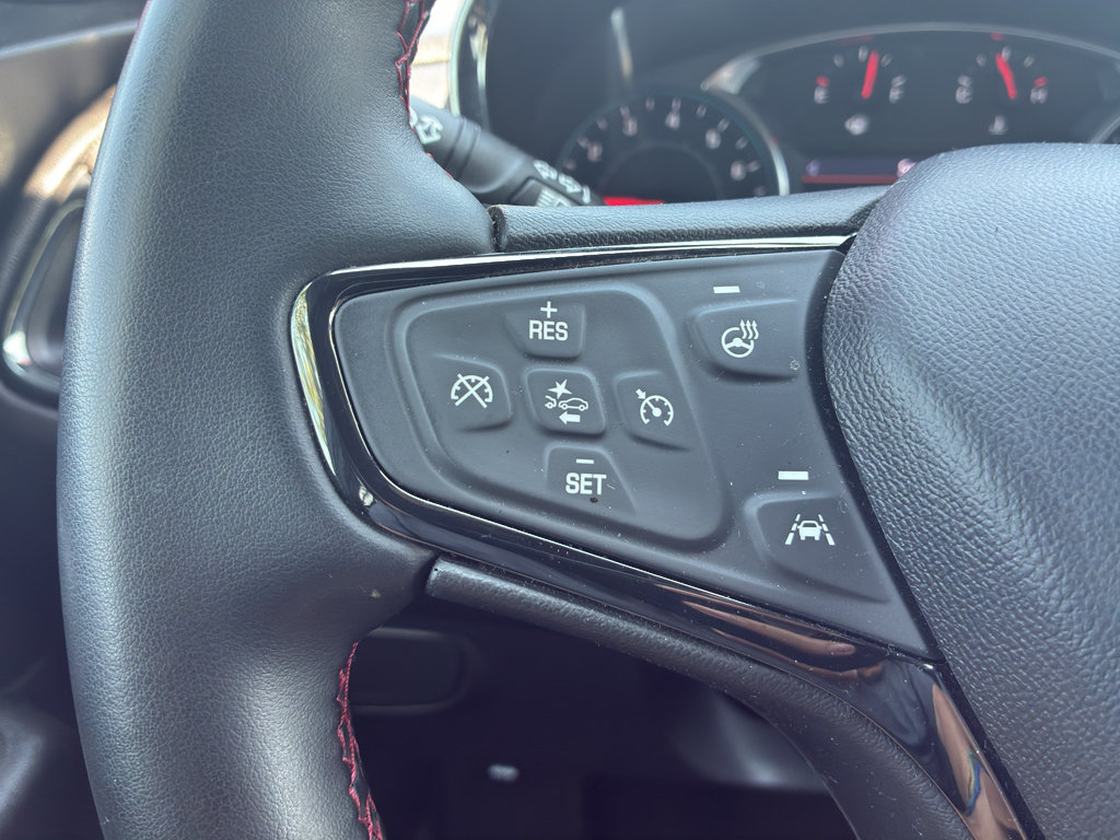 Used 2023 Chevrolet Equinox RS FWD image 26