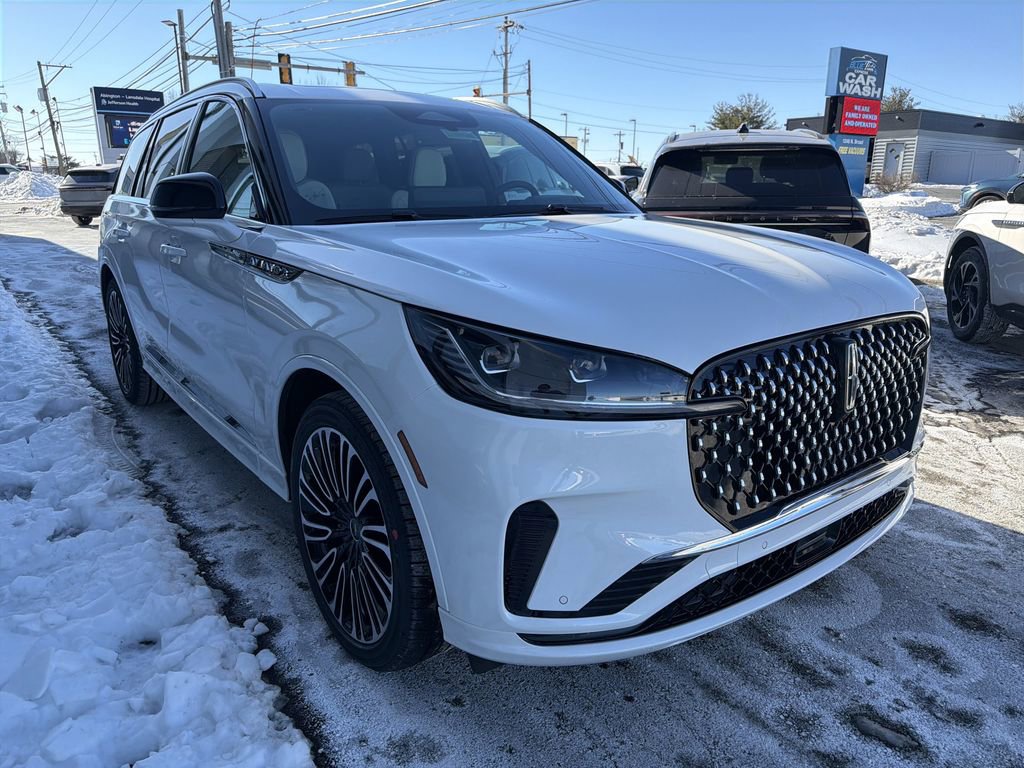 New 2026 Lincoln Aviator Black Label w/ Dynamic Handling Package image 4