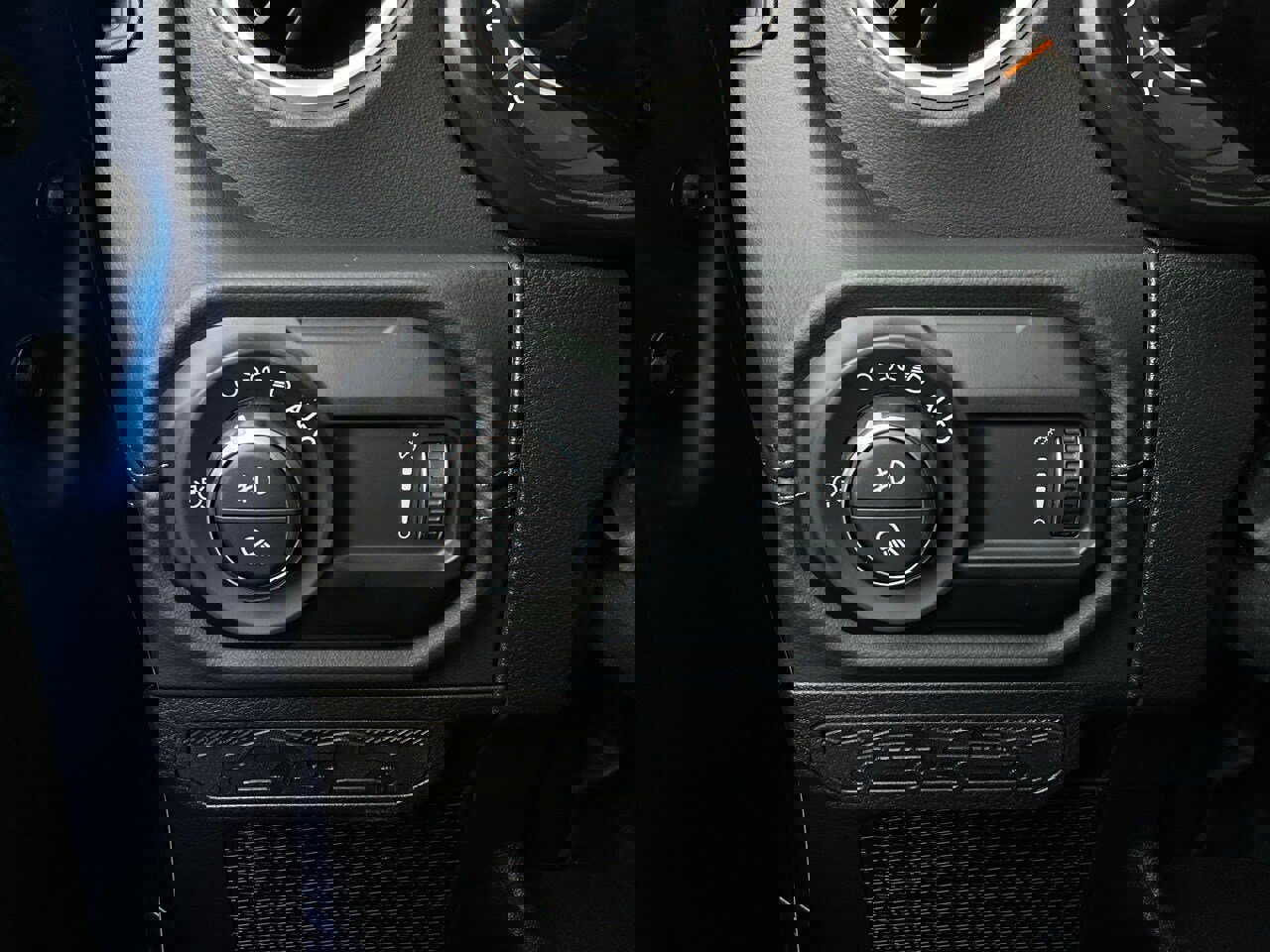 Used 2025 Jeep Gladiator Sport image 20