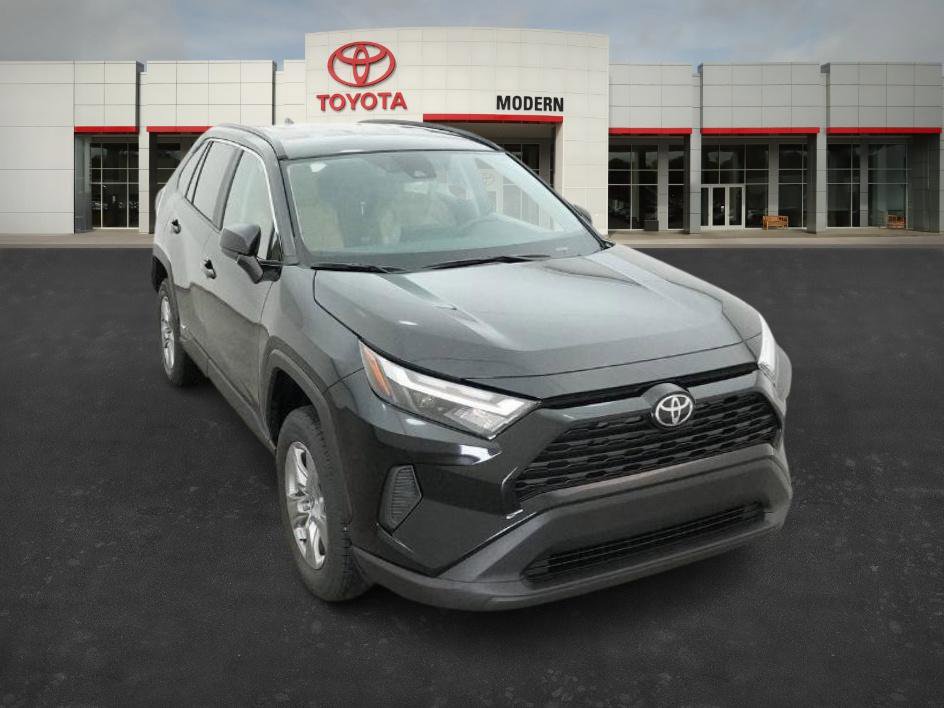 New 2025 Toyota RAV4 LE image 32