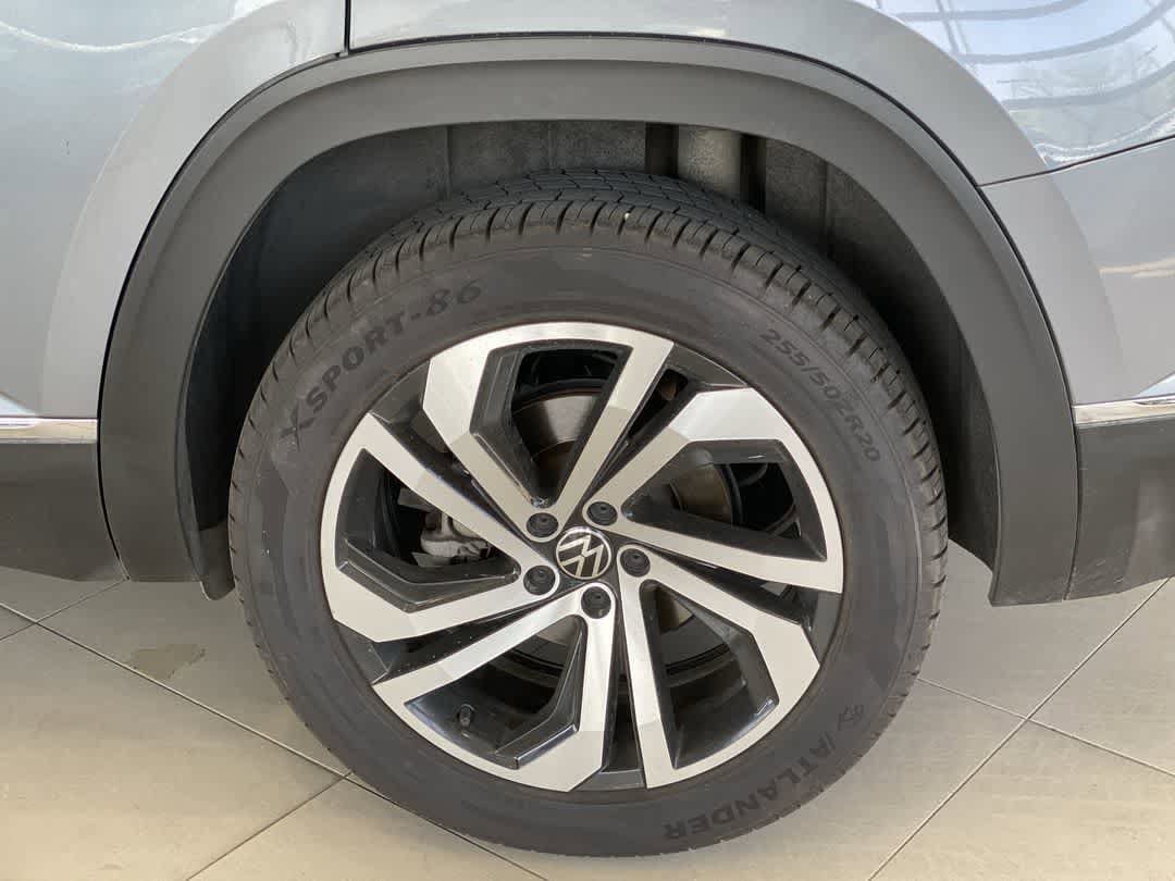 Used 2021 Volkswagen Atlas SEL Premium AWD/4WD image 13