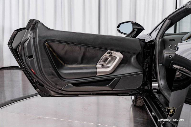 Used 2012 Lamborghini Gallardo LP 560-4 image 27