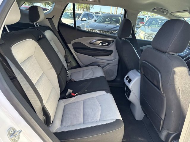 Used 2024 GMC Terrain SLE image 19