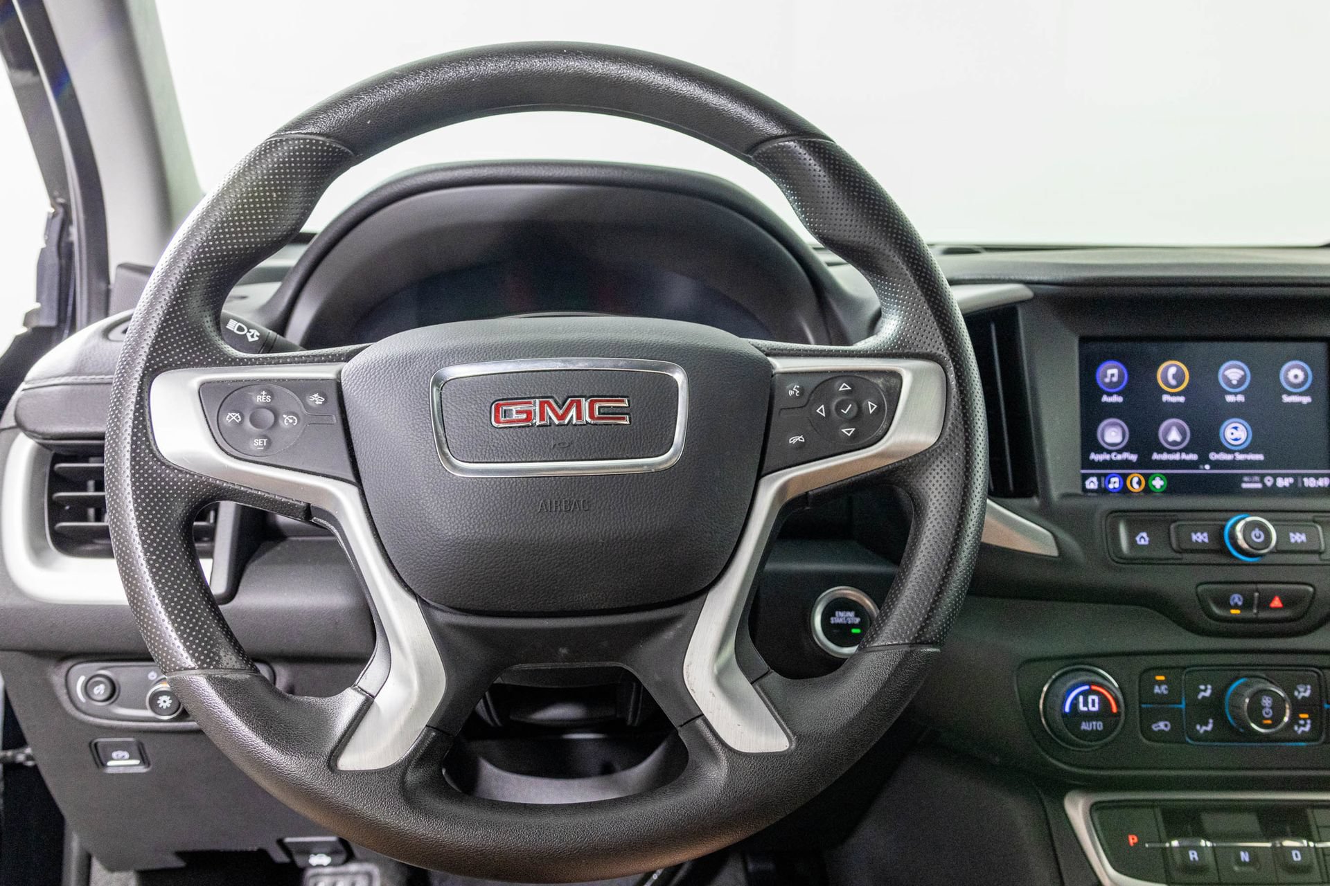 Used 2023 GMC Terrain SLE w/ Driver Convenience Package FWD image 33