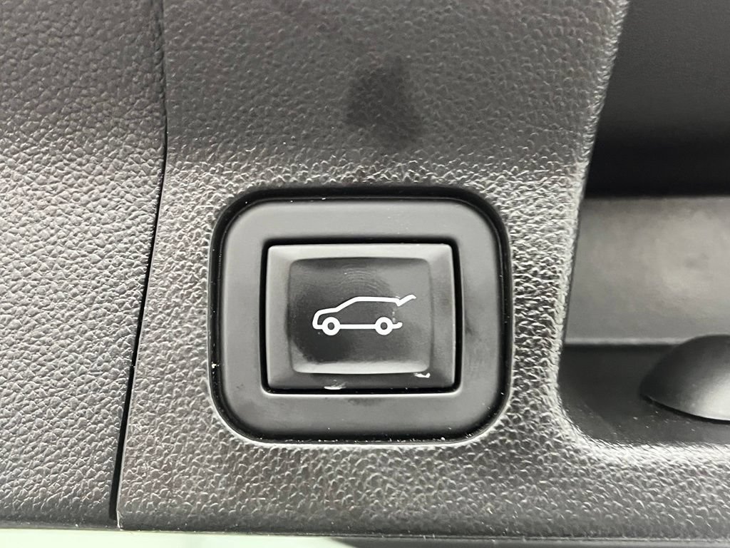 Used 2023 GMC Acadia SLT w/ Preferred Package AWD/4WD image 12