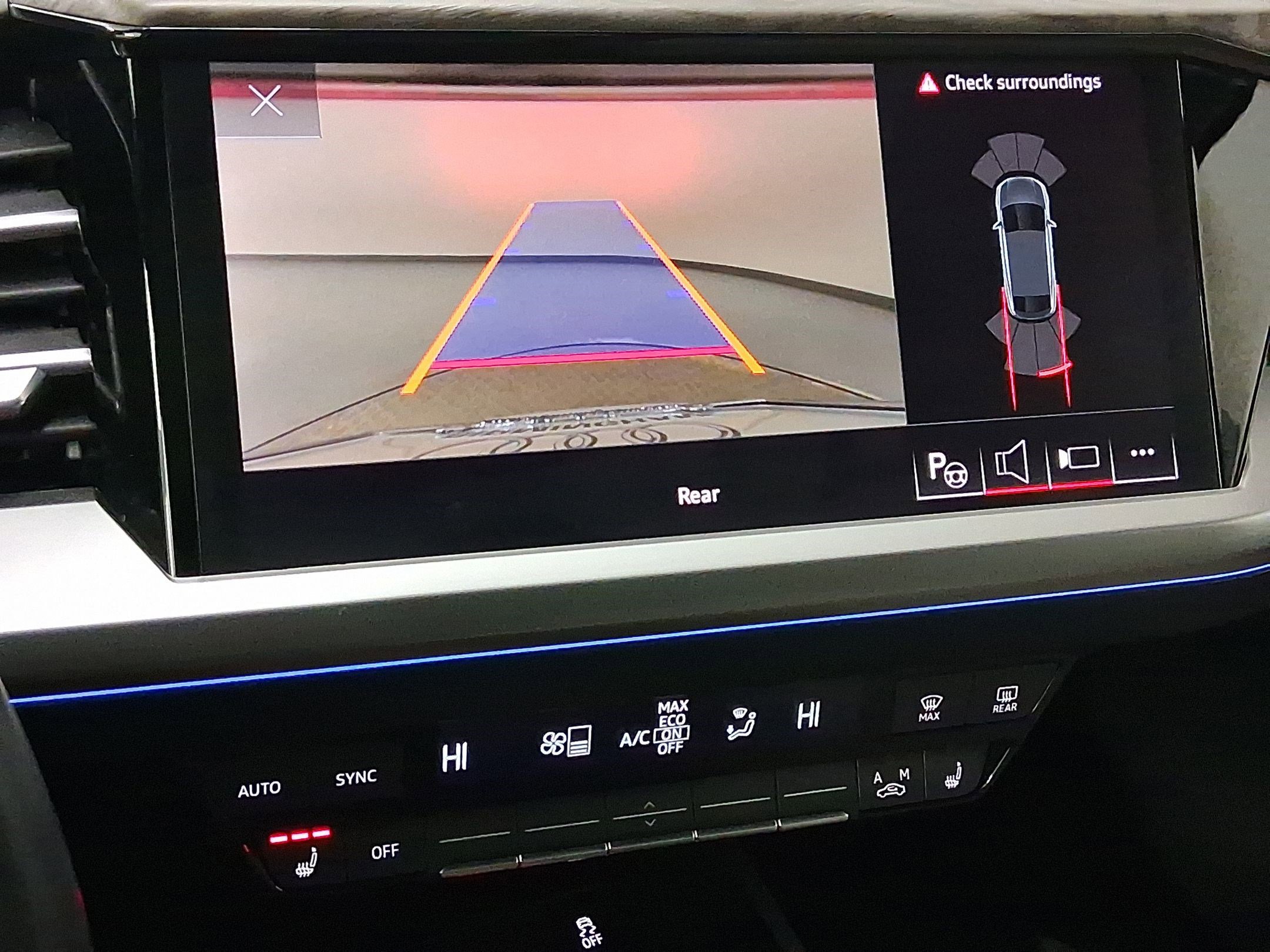 Certified 2023 Audi Q4 e-tron Prestige image 24