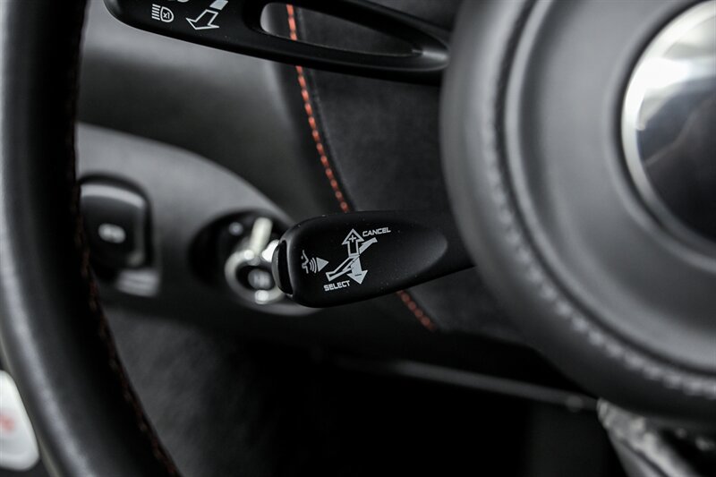 Used 2018 McLaren 720S RWD image 24