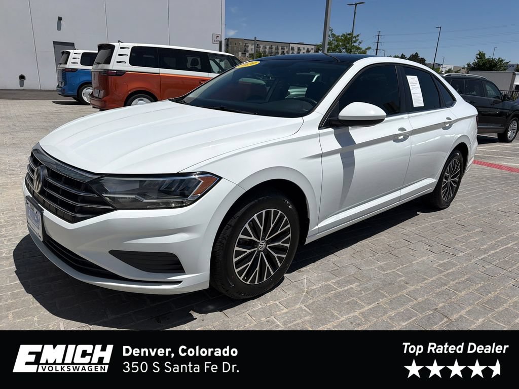 Used 2019 Volkswagen Jetta SE w/ Cold Weather Package FWD image 1