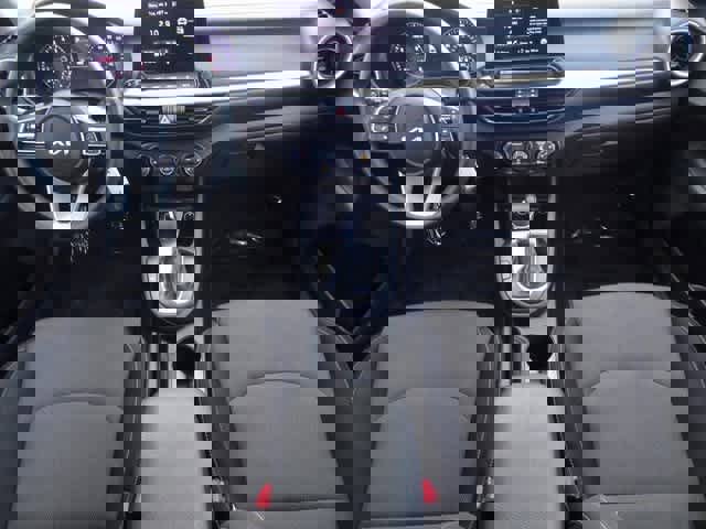 Used 2023 Kia Forte LXS image 10