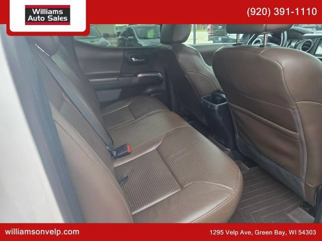 Used 2017 Toyota Tacoma Limited w/ Tow Package AWD/4WD image 18