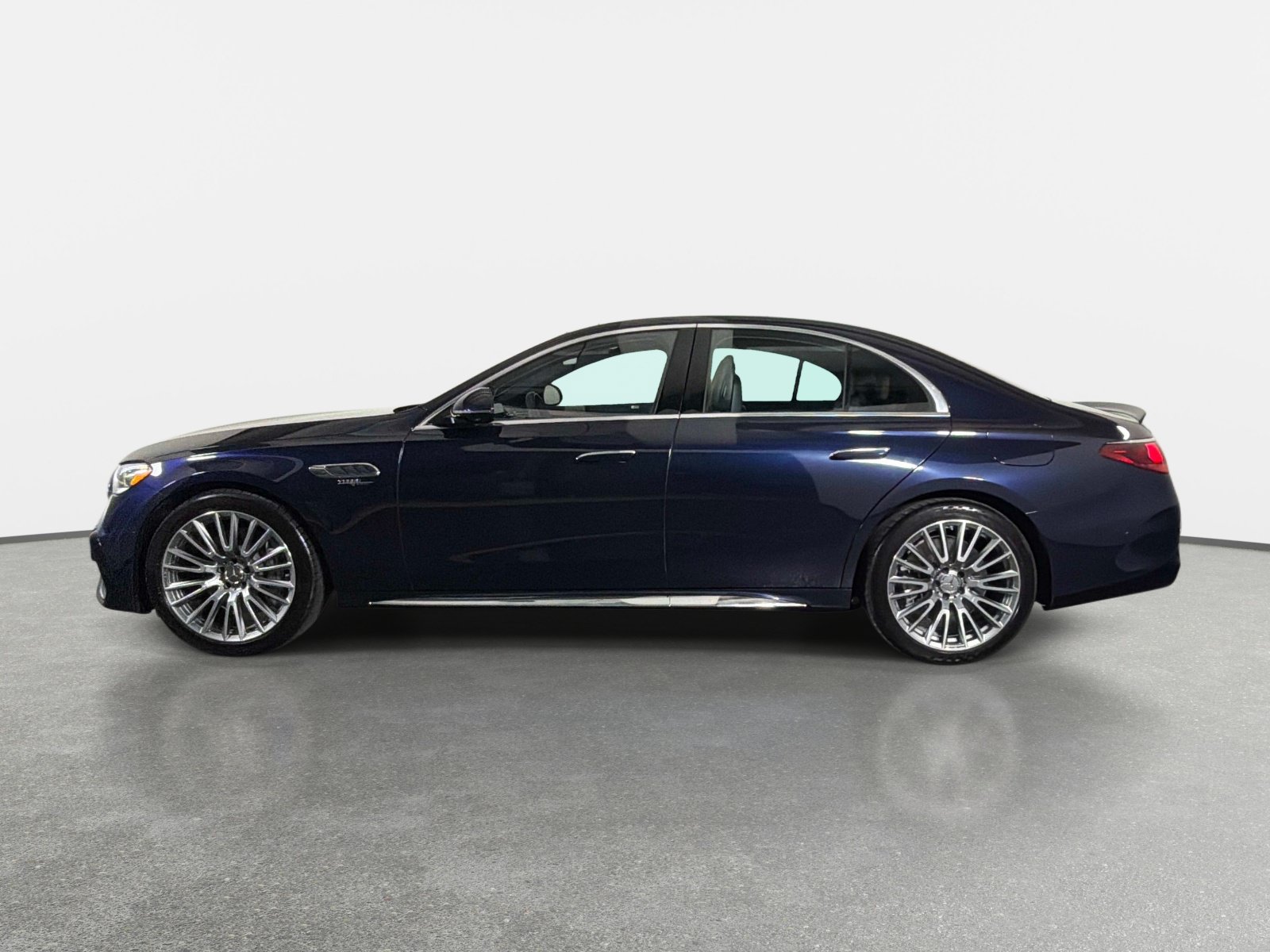 Used 2025 Mercedes-Benz E 53 AMG e 4MATIC Sedan image 6