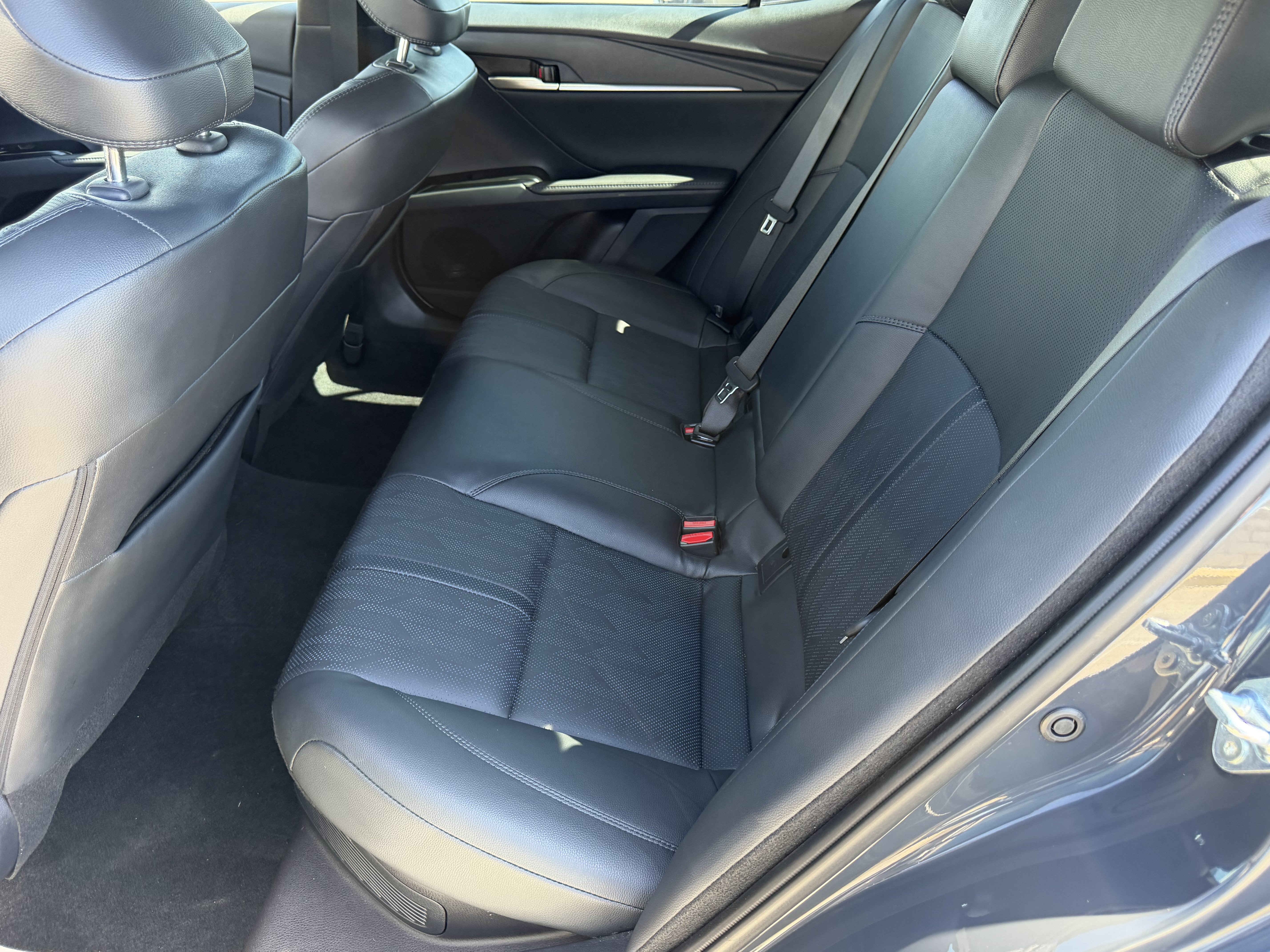 Used 2026 Toyota Camry XSE FWD image 33