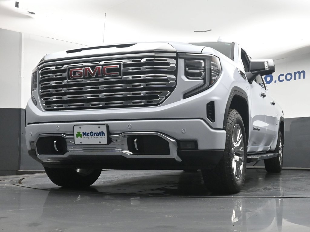 New 2026 GMC Sierra 1500 Denali w/ Technology Package AWD/4WD image 7