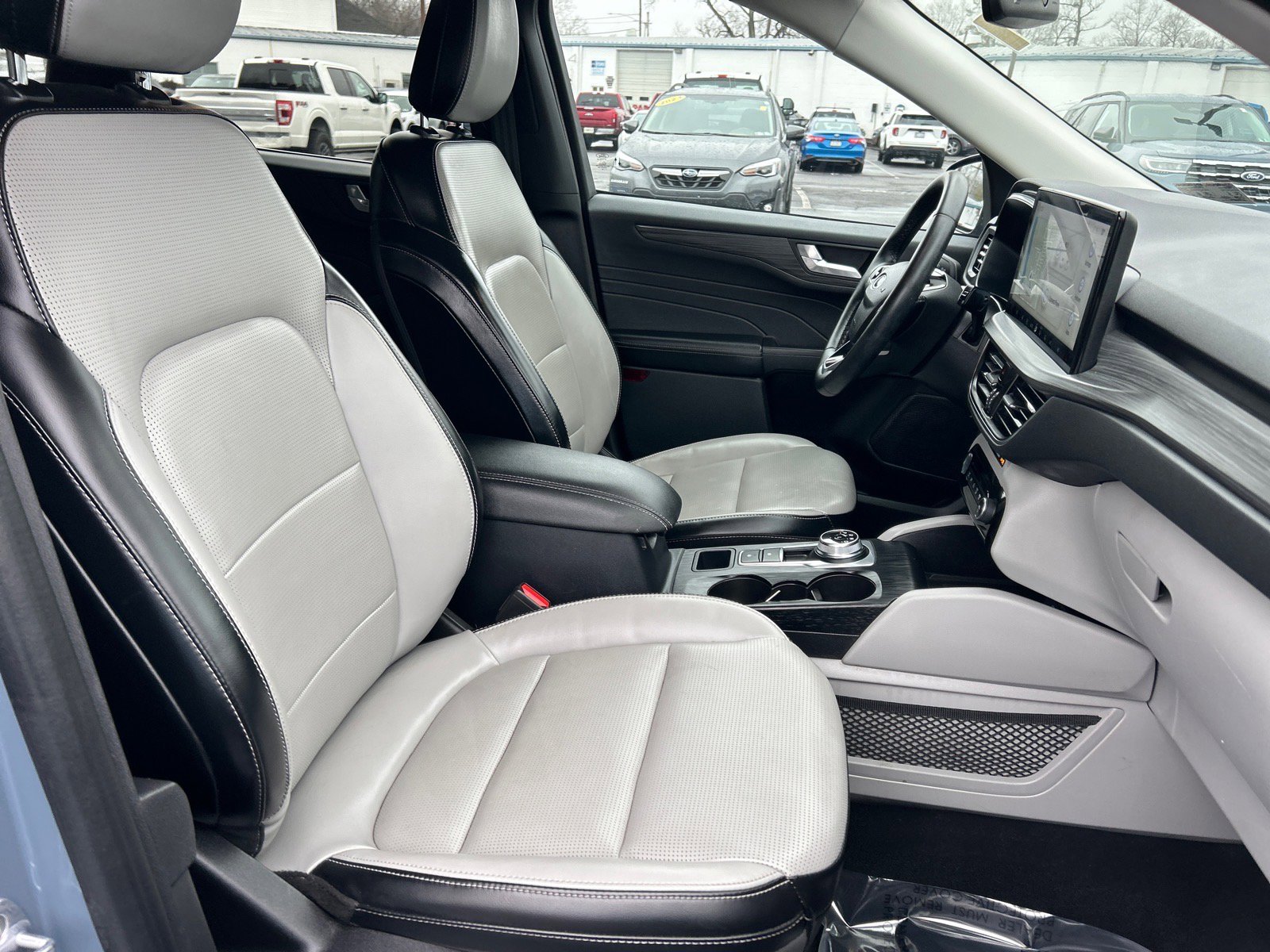 Certified 2023 Ford Escape Platinum image 18