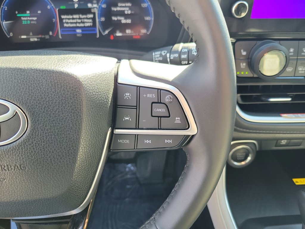 Used 2025 Toyota Grand Highlander FWD image 26