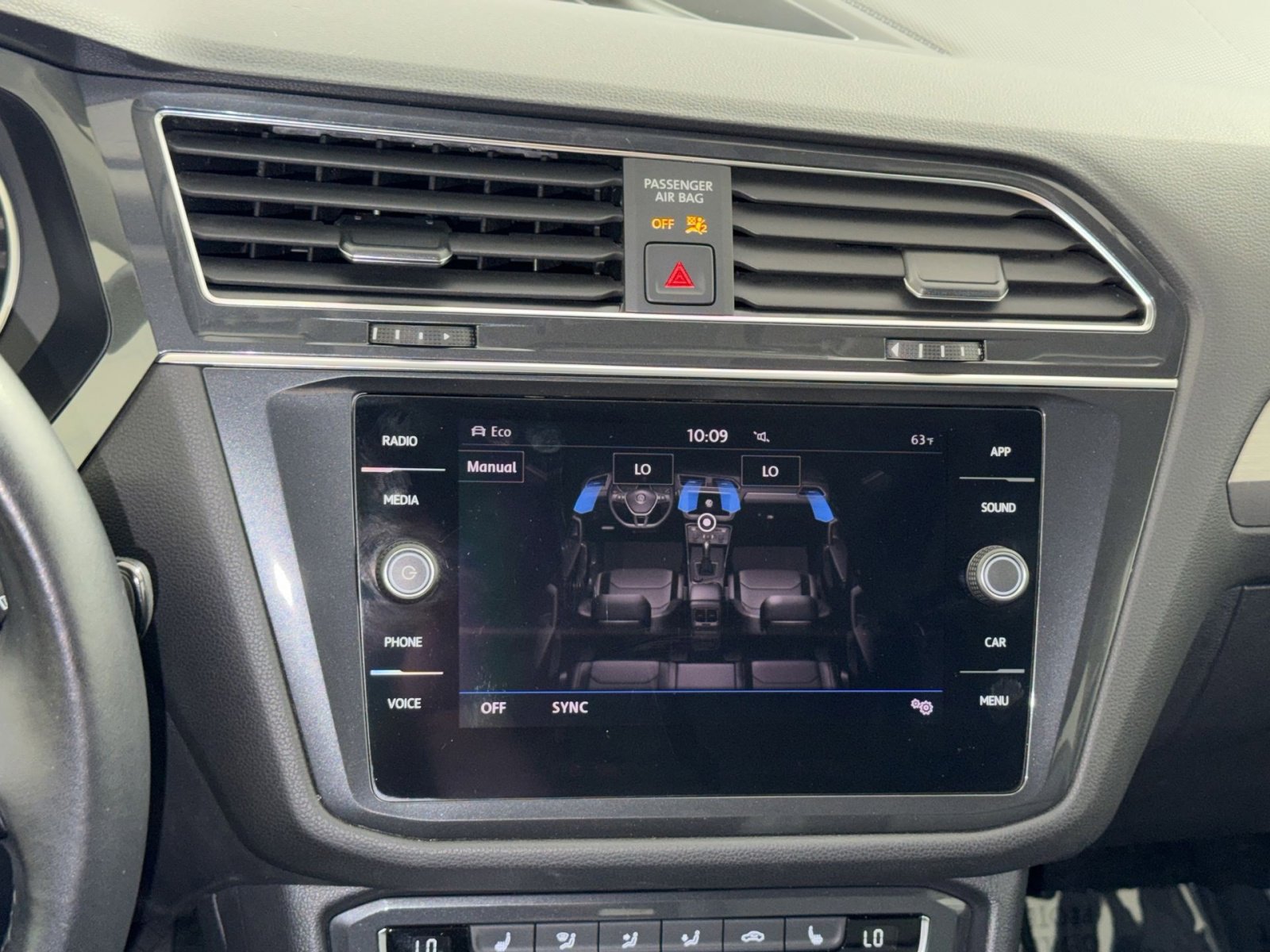 Used 2019 Volkswagen Tiguan SE w/ Panoramic Sunroof Package image 20