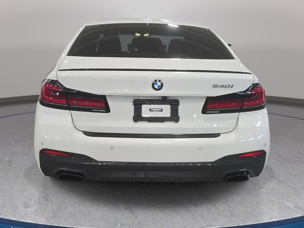 Certified 2023 BMW 540i w/ M Sport Package image 7