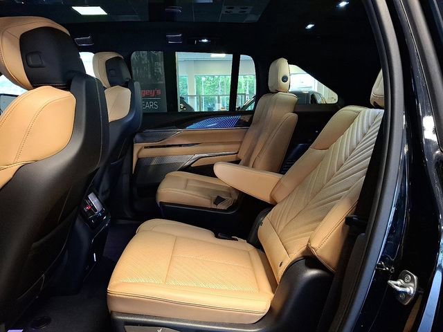 New 2025 Cadillac Escalade IQ Sport 2 image 5