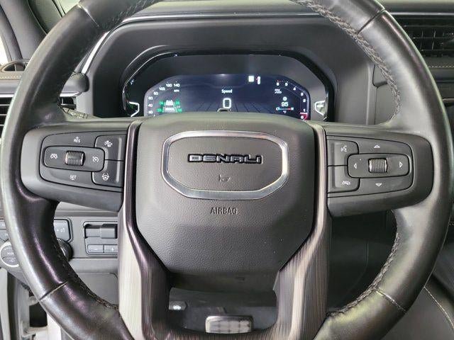 Used 2024 GMC Yukon XL Denali Ultimate AWD/4WD image 21